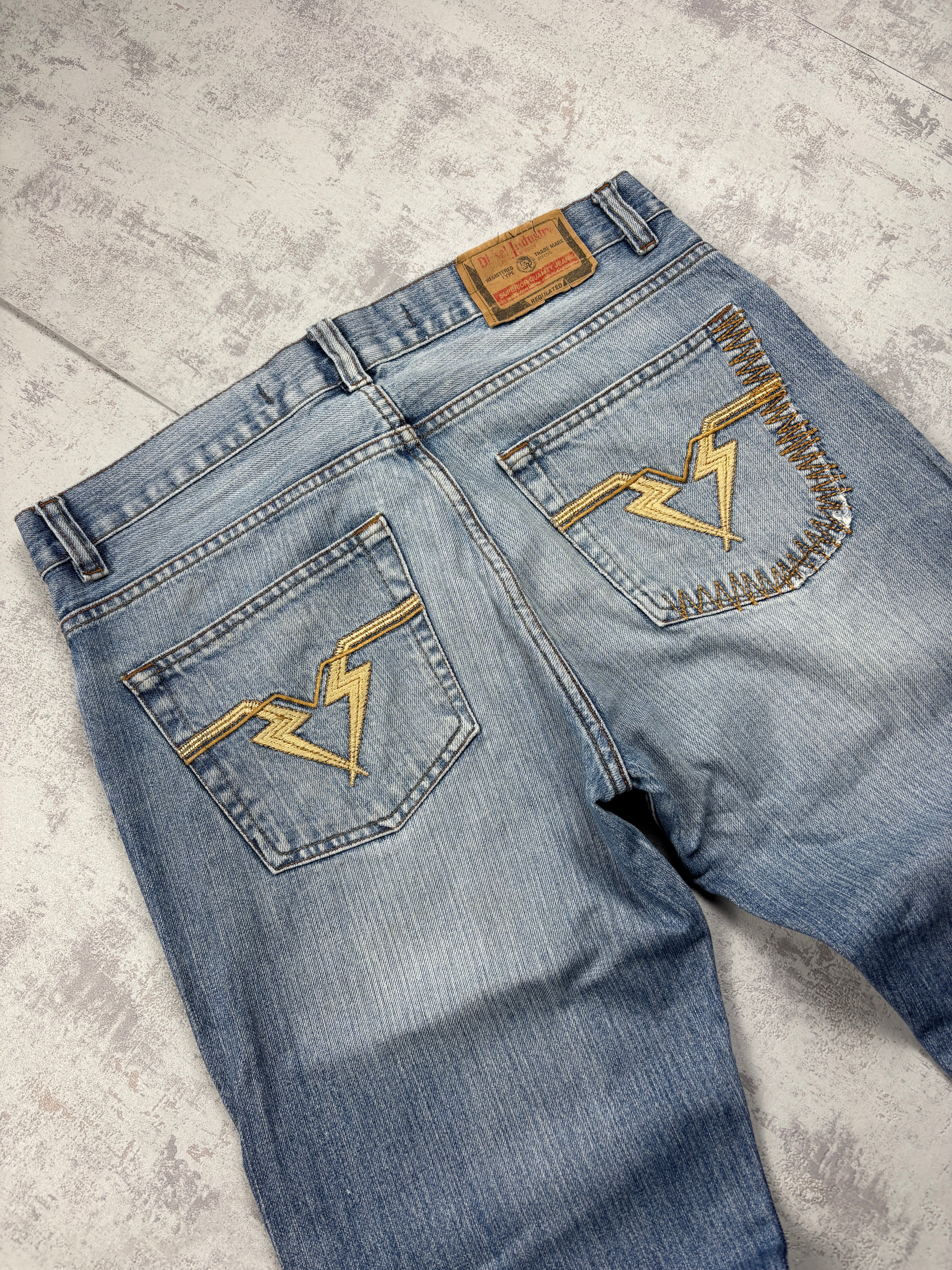 Diesel Jeans (L)