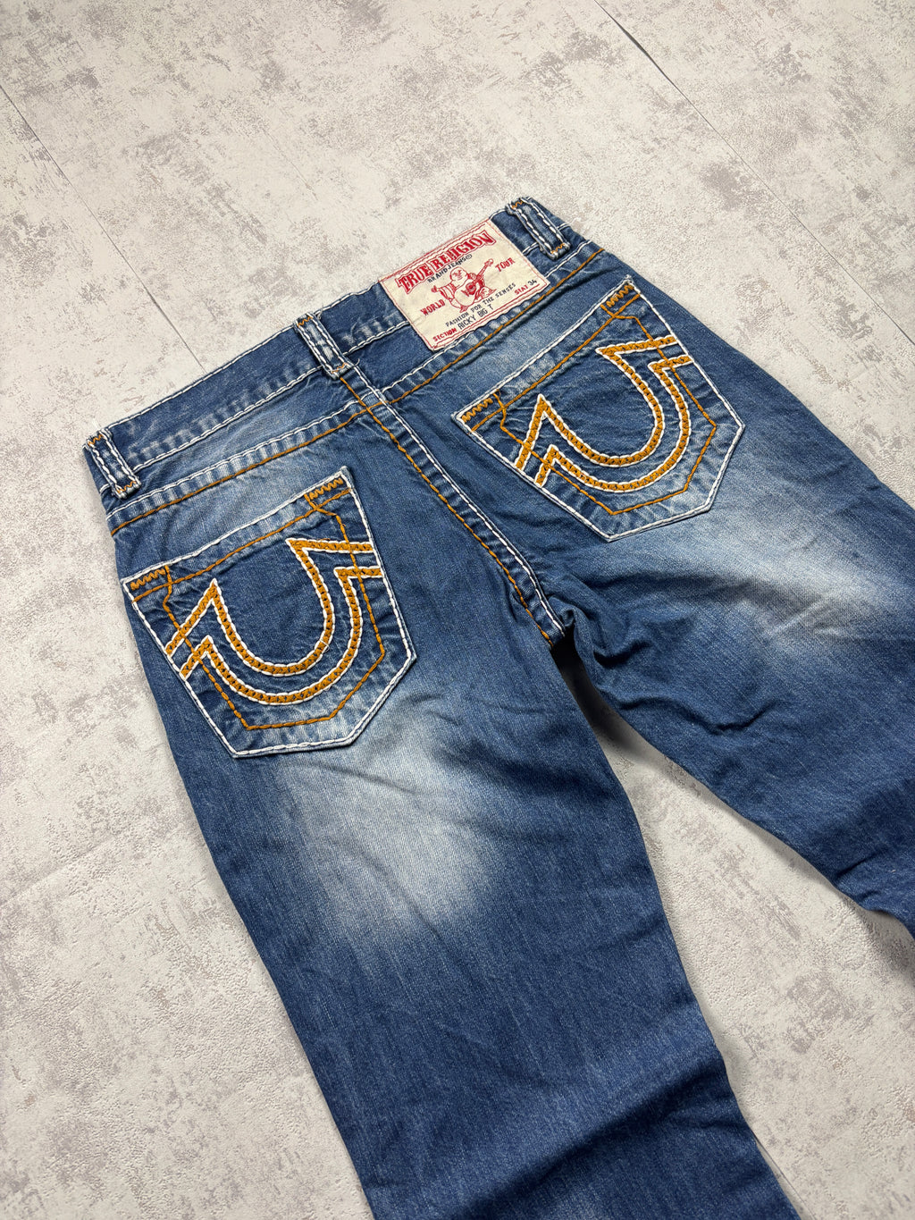 True Religion Jeans (M)