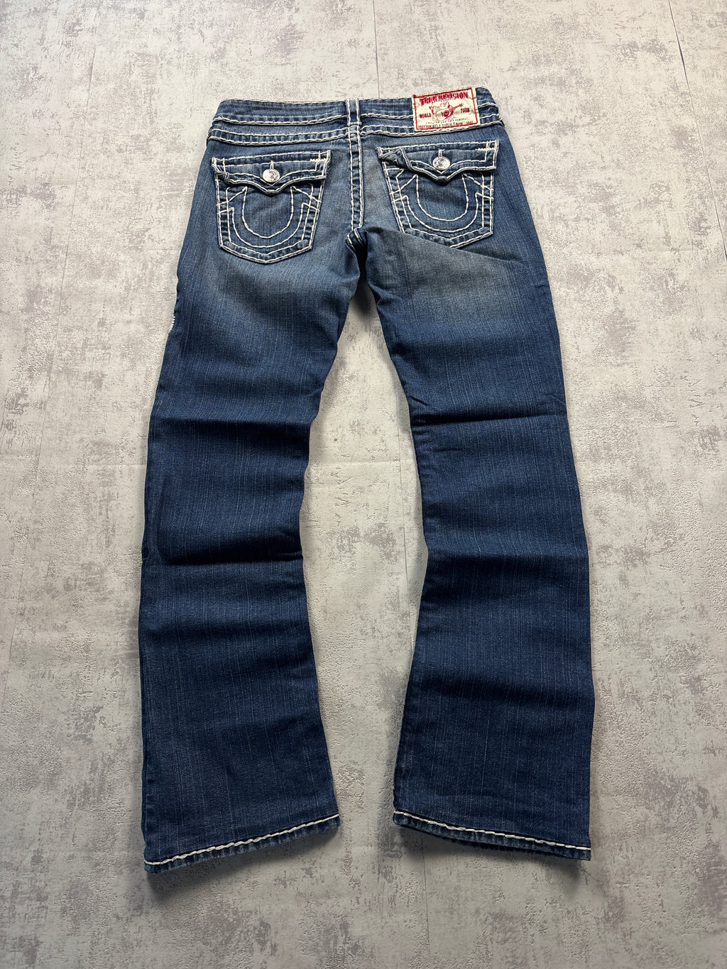 Low waist True Religion Jeans mit Schlag (M)