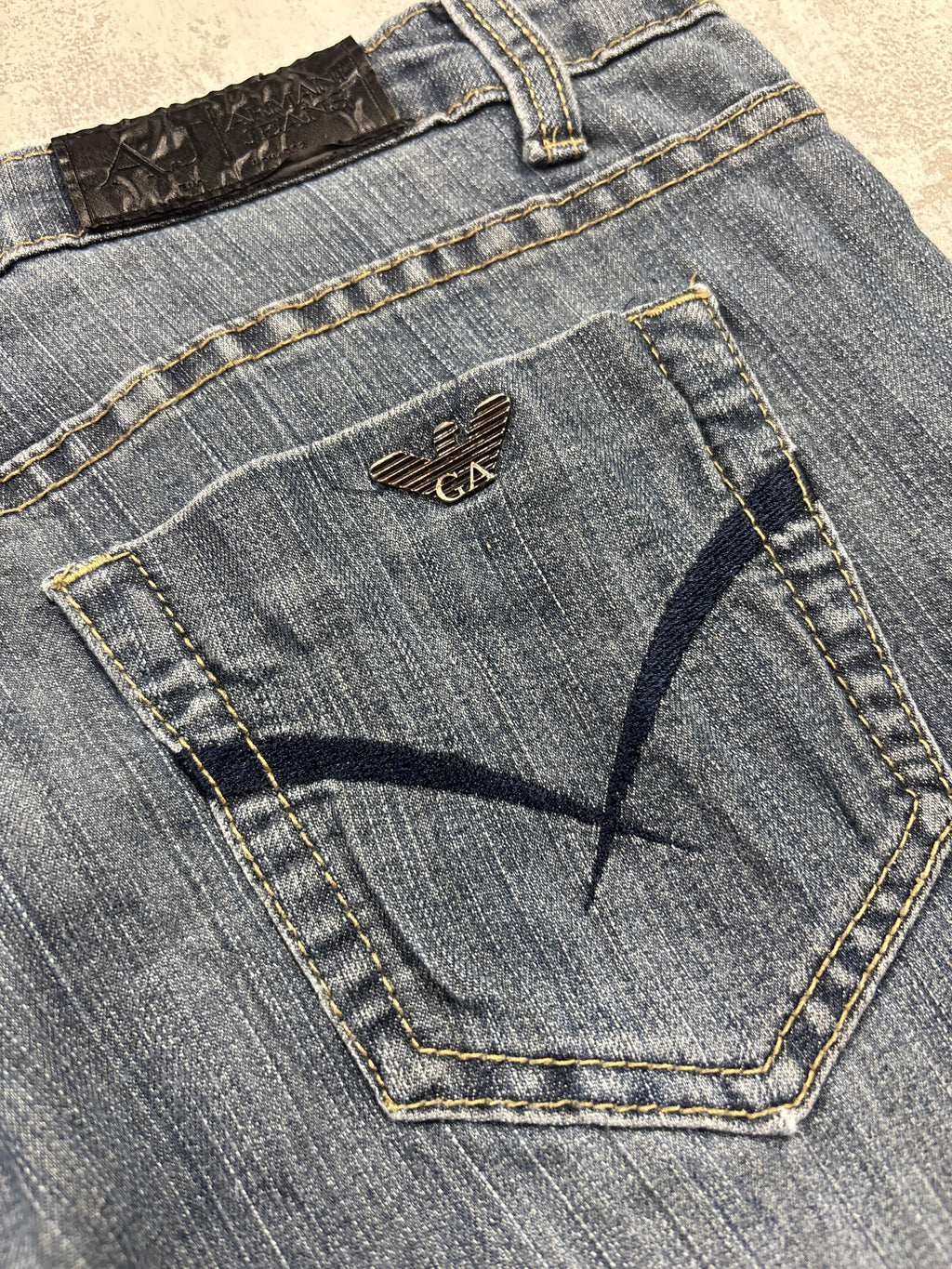 Armani Jeans (M)